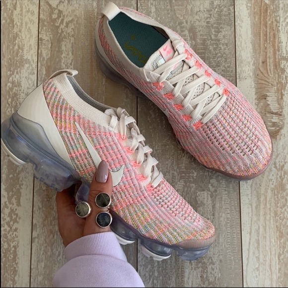 NWT Nike Air Vapormax Flyknit 3 - Picture 5 of 8